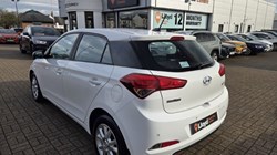 2017 (66) HYUNDAI I20 1.2 SE 5dr 5940650