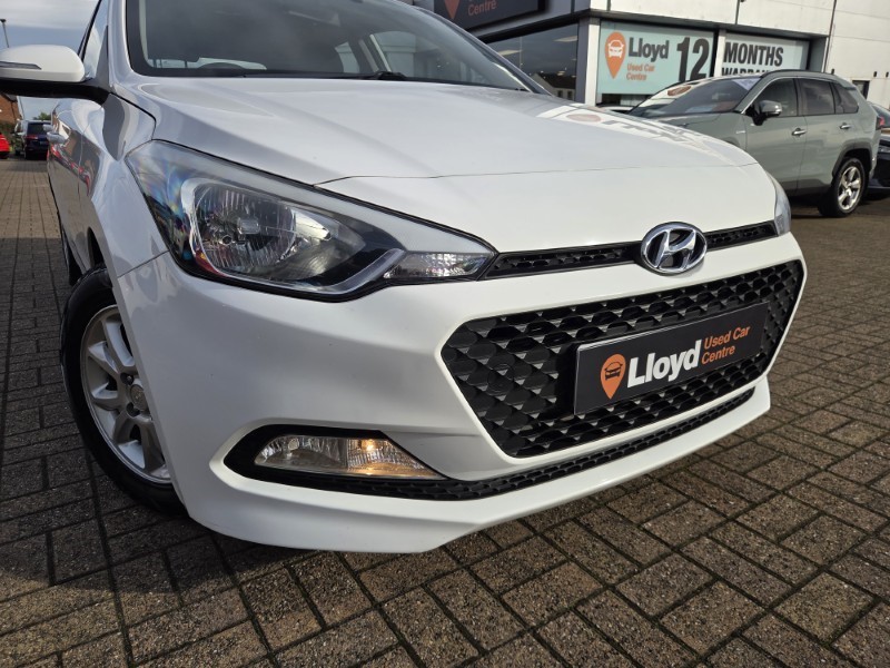 2017 (66) HYUNDAI I20 1.2 SE 5dr 5940648