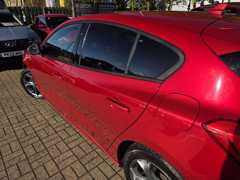 2020 (70) FORD FOCUS 1.0 EcoBoost Hybrid mHEV 155 ST-Line Edition 5dr 5951586