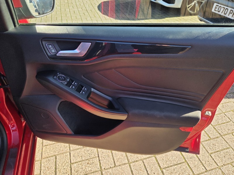 2020 (70) FORD FOCUS 1.0 EcoBoost Hybrid mHEV 155 ST-Line Edition 5dr 5951605
