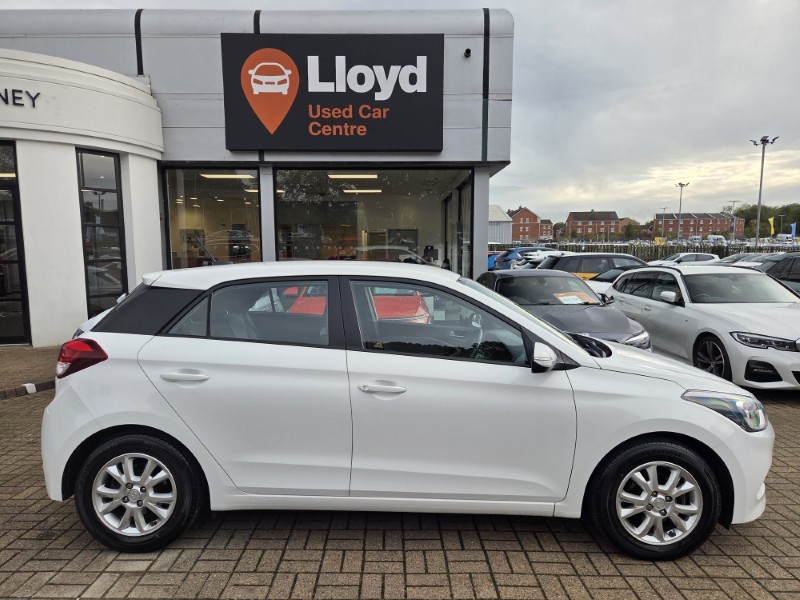 2016 (66) HYUNDAI I20 1.2 SE 5dr 5945131