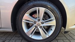 2018 (68) VAUXHALL INSIGNIA 1.5T SRi 5dr 5951664