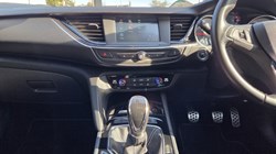 2018 (68) VAUXHALL INSIGNIA 1.5T SRi 5dr 5951685