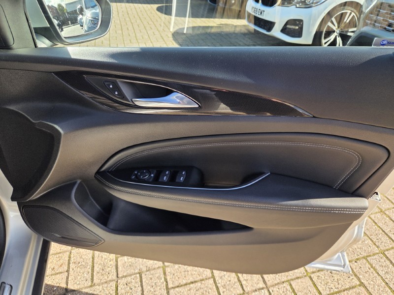 2018 (68) VAUXHALL INSIGNIA 1.5T SRi 5dr 5951691