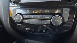 2019 (19) NISSAN QASHQAI 1.5 dCi 115 N-Connecta 5dr 5951737