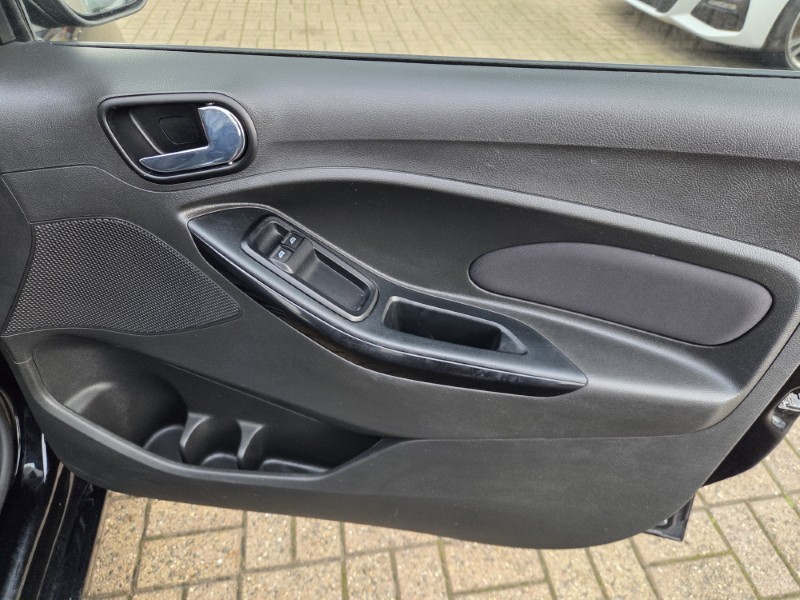 2019 (19) FORD KA PLUS 1.2 Zetec 5dr 5954837