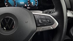 2021 (71) VOLKSWAGEN GOLF 2.0 TDI Life 5dr DSG 5955212