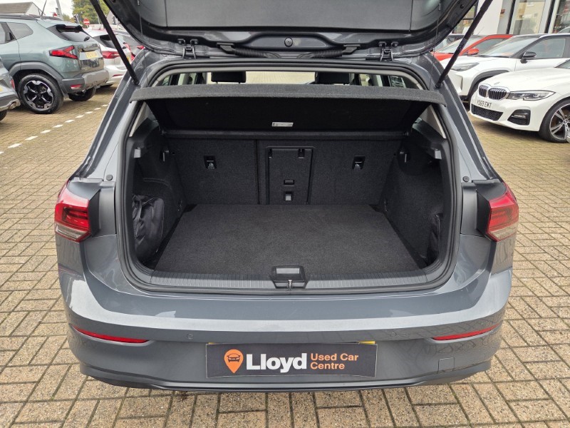 2021 (71) VOLKSWAGEN GOLF 2.0 TDI Life 5dr DSG 5955196