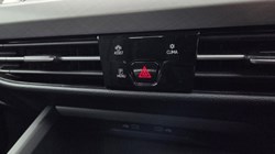 2021 (71) VOLKSWAGEN GOLF 2.0 TDI Life 5dr DSG 5955215