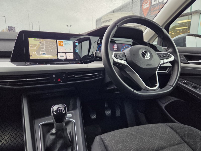 2021 (71) VOLKSWAGEN GOLF 2.0 TDI Life 5dr DSG 5955202