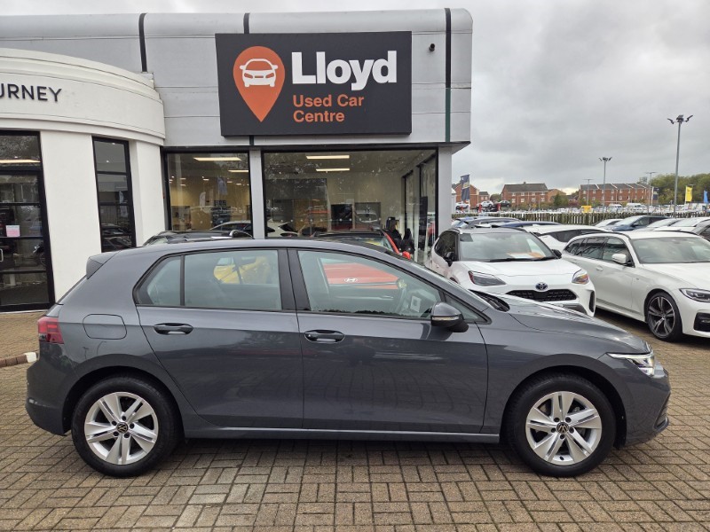 2021 (71) VOLKSWAGEN GOLF 2.0 TDI Life 5dr DSG 5955181