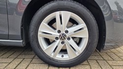 2021 (71) VOLKSWAGEN GOLF 2.0 TDI Life 5dr DSG 5955182