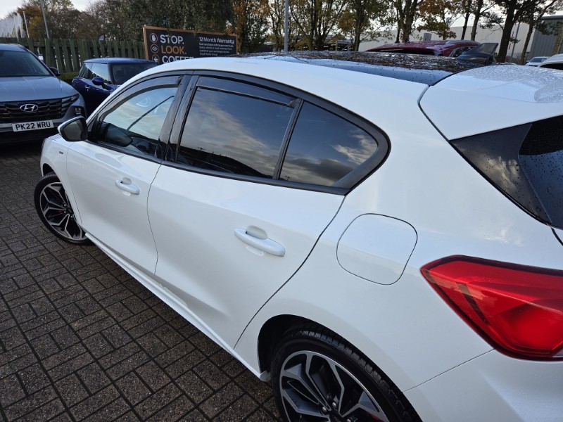 2019 (69) FORD FOCUS 1.0 EcoBoost 125 ST-Line X 5dr 5980415