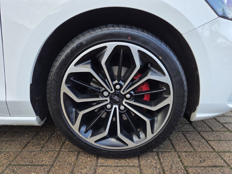 2019 (69) FORD FOCUS 1.0 EcoBoost 125 ST-Line X 5dr 5980406