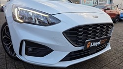 2019 (69) FORD FOCUS 1.0 EcoBoost 125 ST-Line X 5dr 5980412