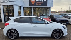 2019 (69) FORD FOCUS 1.0 EcoBoost 125 ST-Line X 5dr 5980405