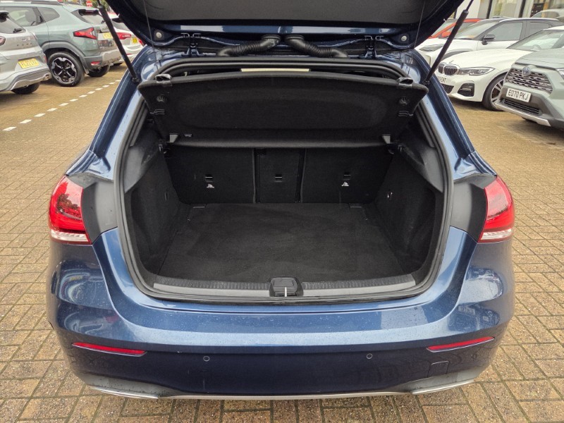 2019 (69) MERCEDES-BENZ A CLASS A180 AMG Line Executive 5dr 5960050