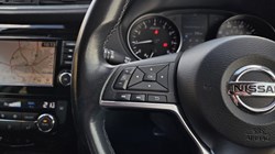 2021 (70) NISSAN QASHQAI 1.3 DiG-T Acenta Premium 5dr 5963014