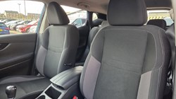 2021 (70) NISSAN QASHQAI 1.3 DiG-T Acenta Premium 5dr 5963010