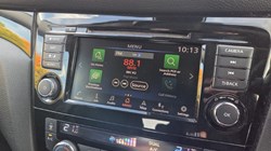 2021 (70) NISSAN QASHQAI 1.3 DiG-T Acenta Premium 5dr 5963020