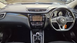 2021 (70) NISSAN QASHQAI 1.3 DiG-T Acenta Premium 5dr 5963004