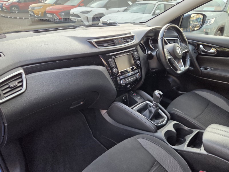 2021 (70) NISSAN QASHQAI 1.3 DiG-T Acenta Premium 5dr 5963008