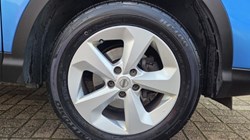 2021 (70) NISSAN QASHQAI 1.3 DiG-T Acenta Premium 5dr 5962985