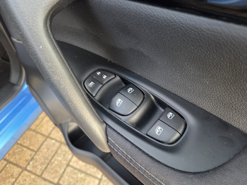 2021 (70) NISSAN QASHQAI 1.3 DiG-T Acenta Premium 5dr 5963013