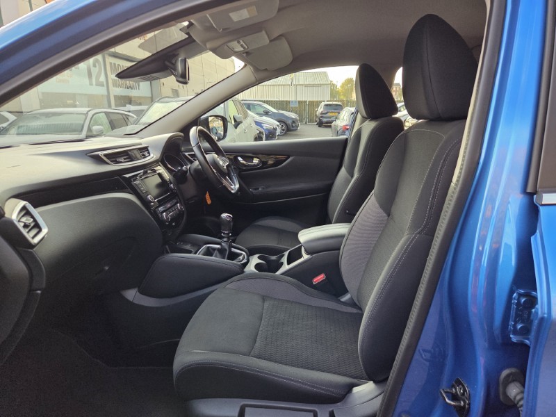 2021 (70) NISSAN QASHQAI 1.3 DiG-T Acenta Premium 5dr 5963009