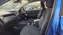 2021 (70) NISSAN QASHQAI 1.3 DiG-T Acenta Premium 5dr 5963009