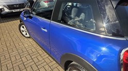 2019 (19) MINI HATCHBACK 1.5 Cooper Classic II 3dr Auto 5970083