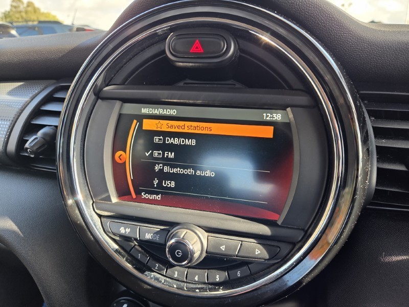 2019 (19) MINI HATCHBACK 1.5 Cooper Classic II 3dr Auto 5970109