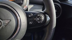 2019 (19) MINI HATCHBACK 1.5 Cooper Classic II 3dr Auto 5970103