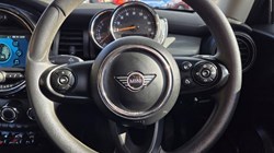 2019 (19) MINI HATCHBACK 1.5 Cooper Classic II 3dr Auto 5970104