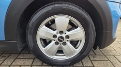 2017 (17) MINI HATCHBACK 1.2 One 3dr 5984972