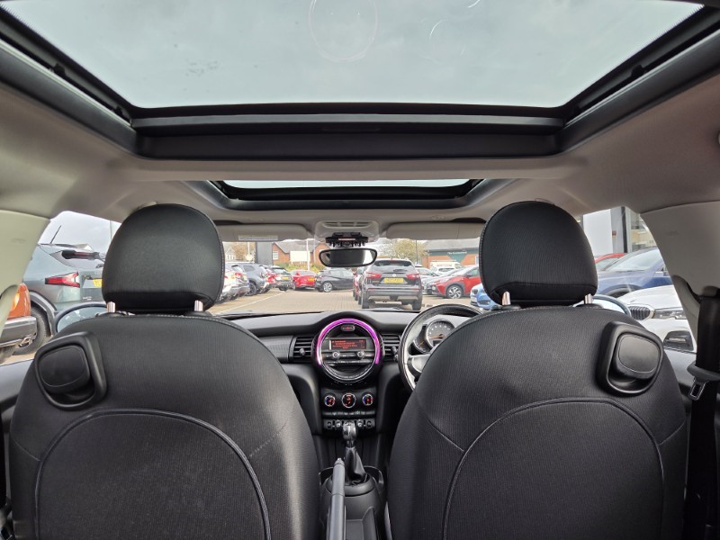 2017 (17) MINI HATCHBACK 1.2 One 3dr 5984986