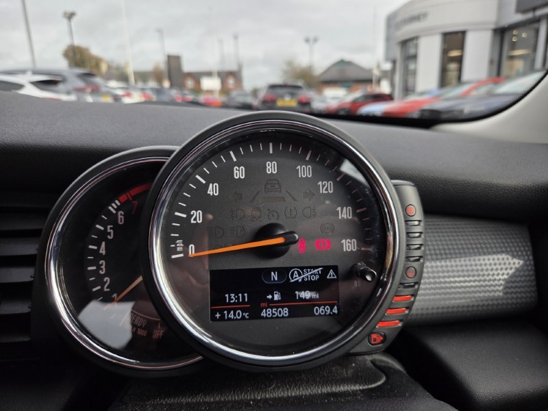 2017 (17) MINI HATCHBACK 1.2 One 3dr 5985003