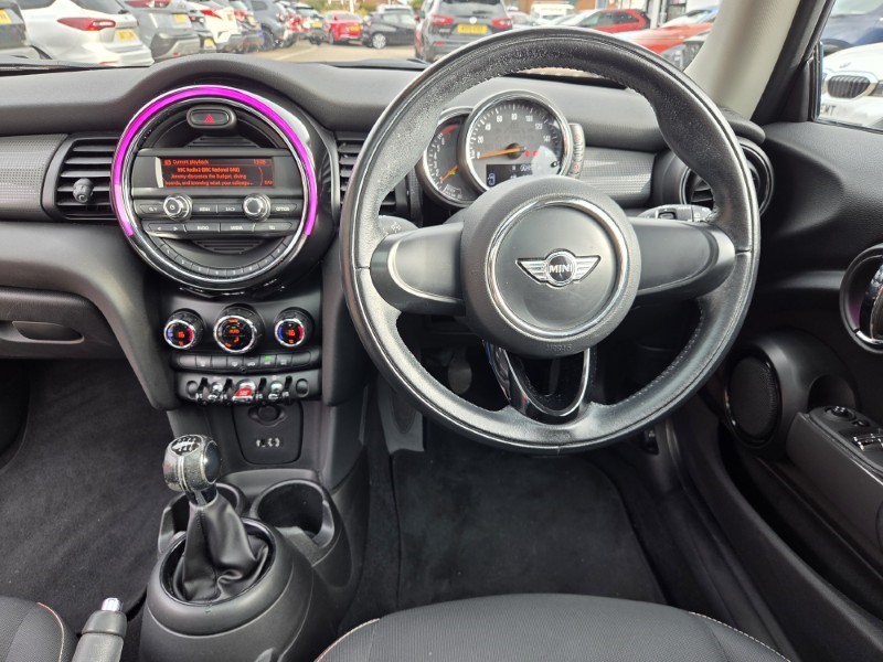 2017 (17) MINI HATCHBACK 1.2 One 3dr 5984993
