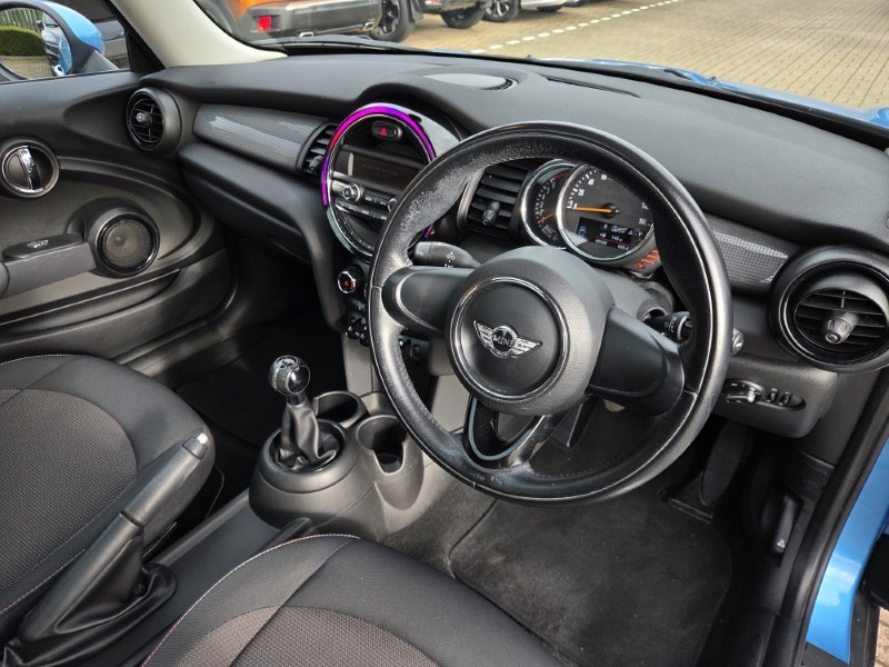 2017 (17) MINI HATCHBACK 1.2 One 3dr 5984996