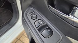 2017 (17) NISSAN MICRA 1.0 Acenta 5dr 5980589