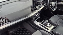 2022 (22) AUDI Q5 40 TDI Quattro S Line 5dr S Tronic 5980625
