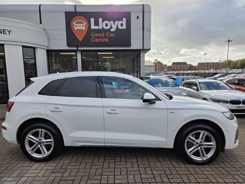 2022 (22) AUDI Q5 40 TDI Quattro S Line 5dr S Tronic 5980599