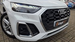 2022 (22) AUDI Q5 40 TDI Quattro S Line 5dr S Tronic 5980606