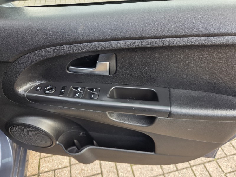 2017 (67) KIA VENGA 1.6 3 5dr Auto [6] 5993806