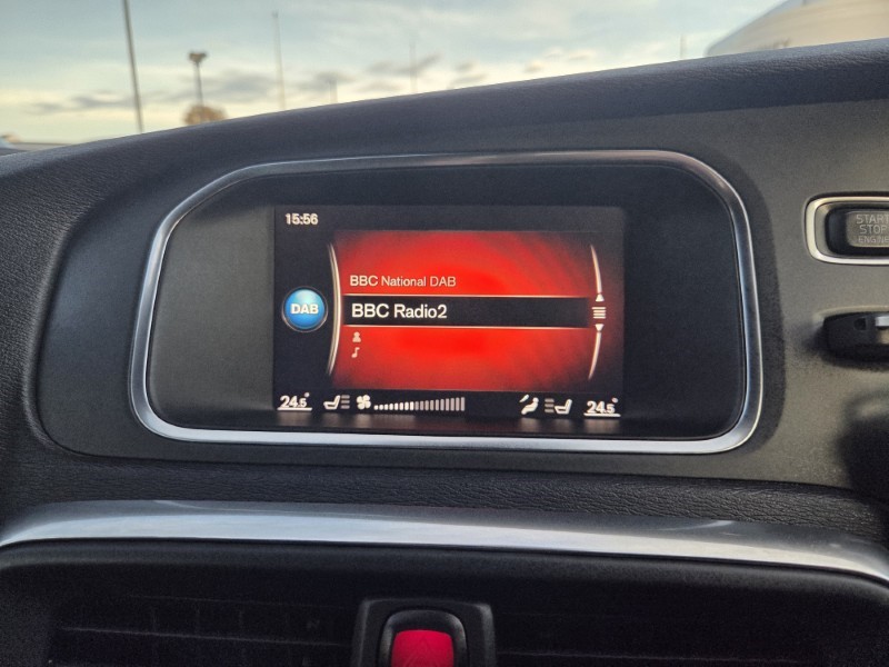 2019 (19) VOLVO V40 T3 [152] R DESIGN Edition 5dr Geartronic 5994916