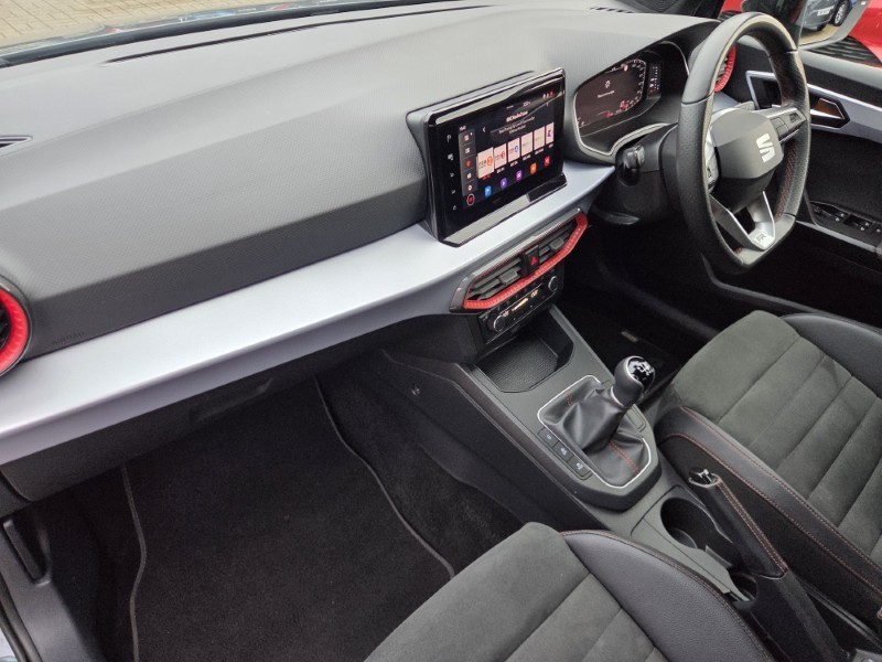 2024 (24) SEAT IBIZA 1.0 TSI 115 FR Sport 5dr 5991267