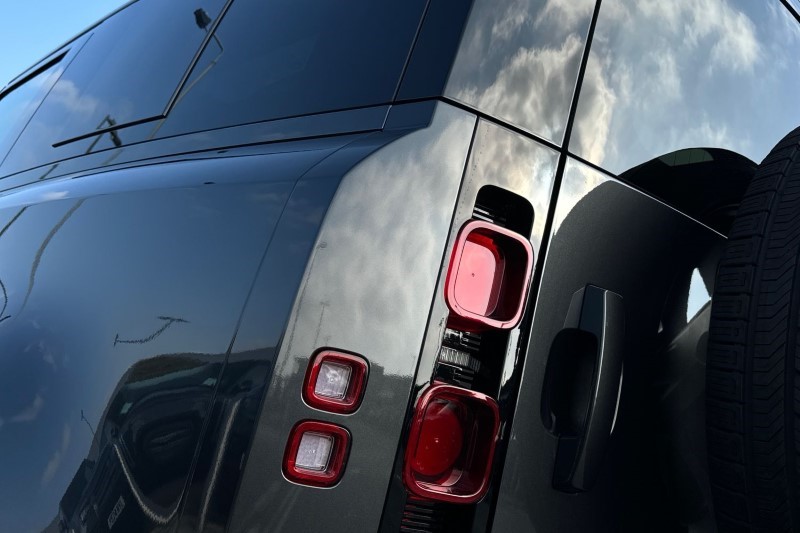 2024 (74) LAND ROVER DEFENDER 3.0 D350 X-Dynamic HSE 90 3dr Auto 3477856