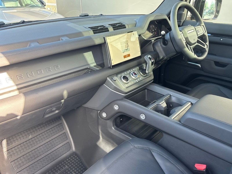  LAND ROVER DEFENDER 3.0 D350 X-Dynamic SE 90 3dr Auto 3553465