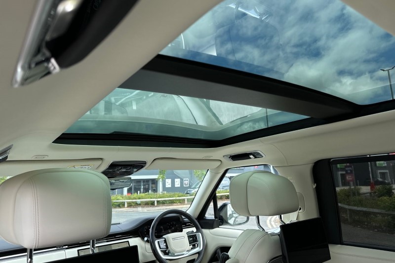 2024 (74) LAND ROVER RANGE ROVER 4.4 P530 V8 Autobiography LWB 4dr Auto 3267619