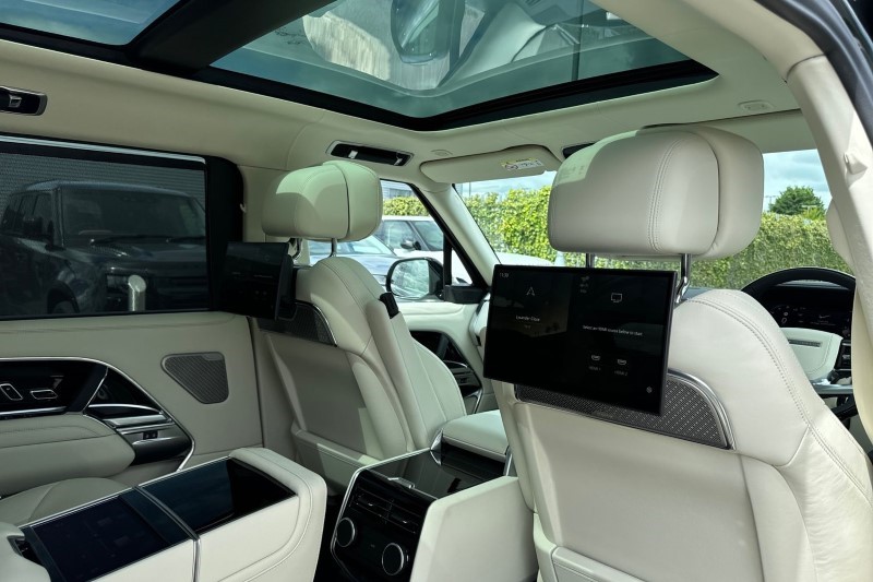 2024 (74) LAND ROVER RANGE ROVER 4.4 P530 V8 Autobiography LWB 4dr Auto 3267655